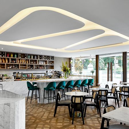 Crowne Plaza Sydney Burwood By Ihg Hotel Bagian luar foto