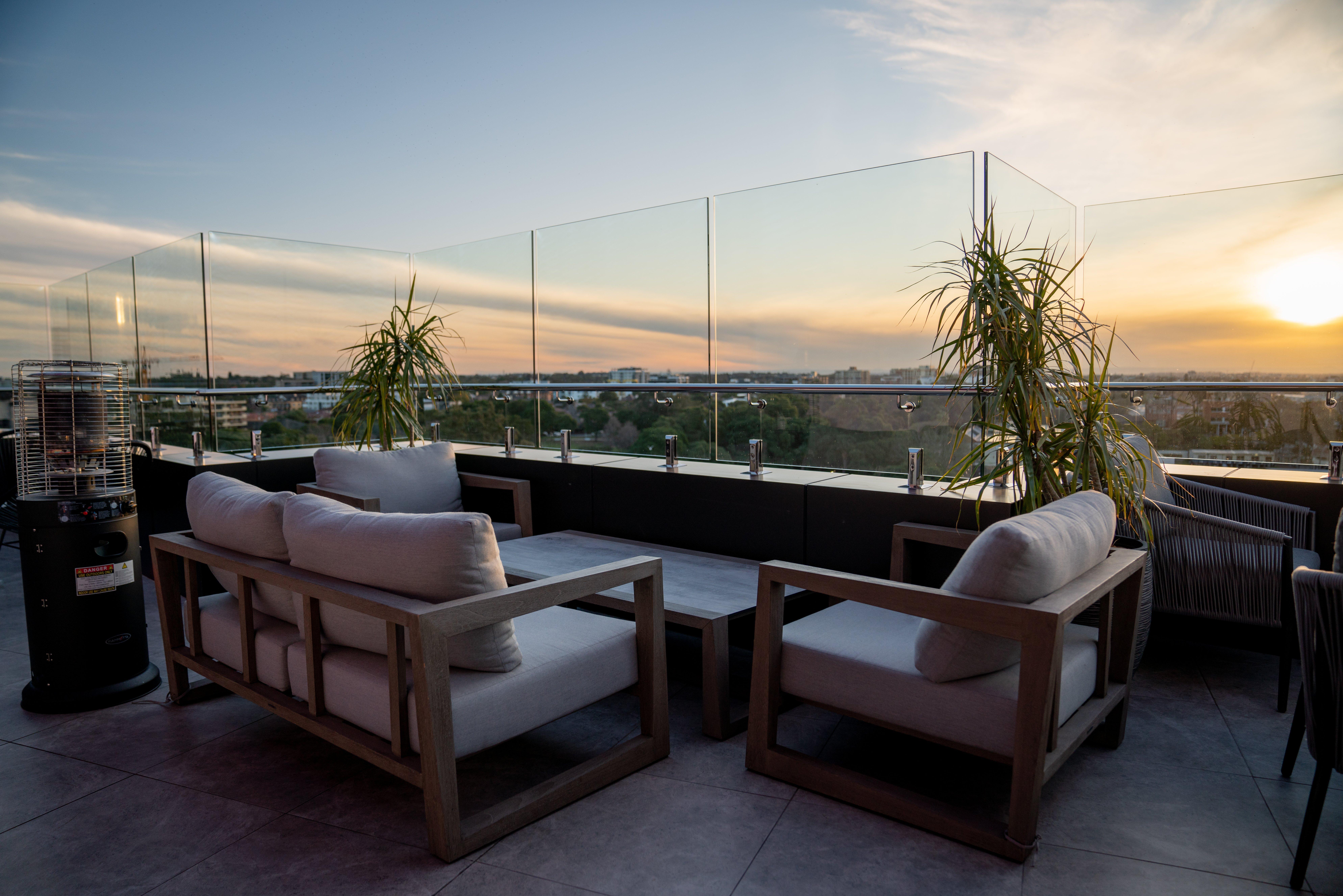 Crowne Plaza Sydney Burwood By Ihg Hotel Bagian luar foto